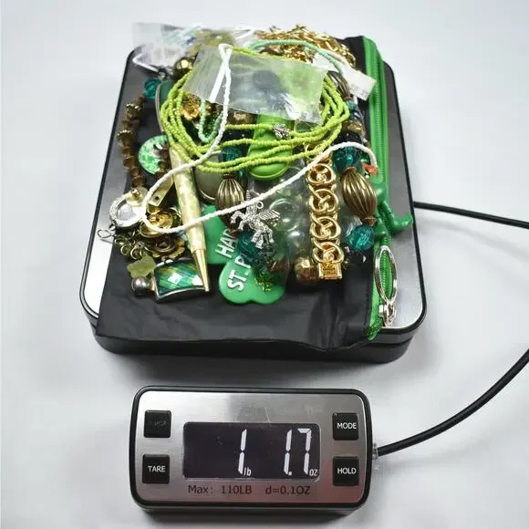 Junk Drawer Mixed Lot Jewelry Scrap Earrings Crafts Repurpose St. Patrick's Day - Picture 7 of 7